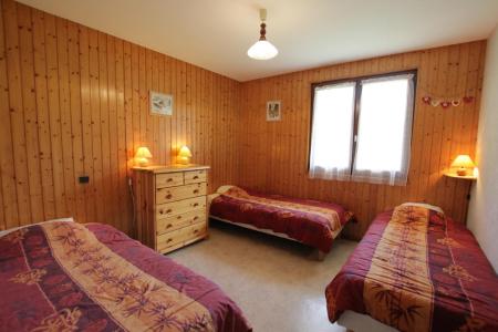 Wynajem na narty Apartament 3 pokojowy 6 osób (5) - Chalet Charvin - Le Grand Bornand - Pokój