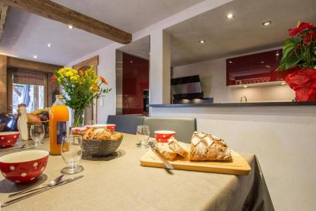 Rent in ski resort 4 room apartment cabin 6 people - Chalet Coeur de neige - Le Grand Bornand - Living room