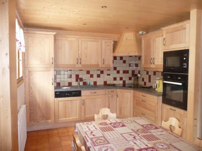 Rent in ski resort 4 room apartment 9 people (326) - Chalet Fleur des Alpes - Le Grand Bornand - Open-plan kitchen