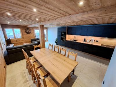 Rent in ski resort 5 room apartment 9 people - Chalet Fontaine - Le Grand Bornand - Living room