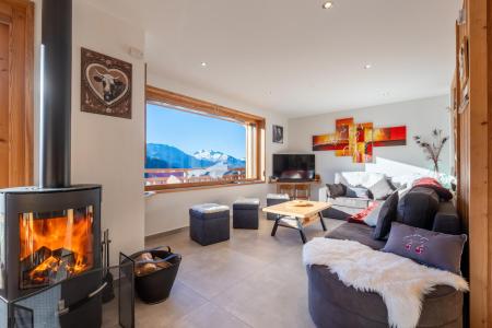 Rent in ski resort 6 room triplex chalet 12 people - Chalet Hartza - Le Grand Bornand - Living room