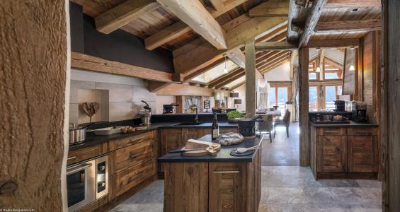 Rent in ski resort 7 room triplex chalet 10 people - Chalet la Ferme de Juliette - Le Grand Bornand - Kitchen