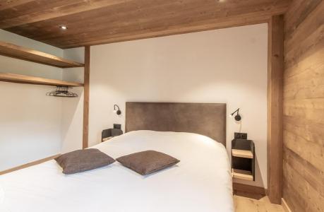 Rent in ski resort 4 room apartment 8 people (8) - Chalet le Sommard - Le Grand Bornand - Bedroom