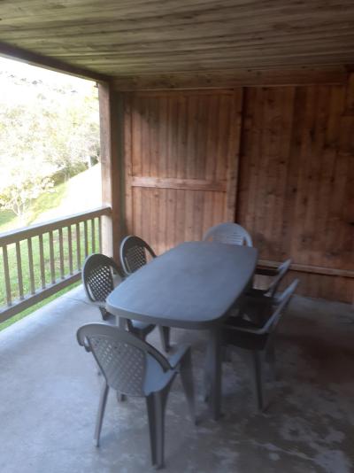 Rent in ski resort Maison de l'Envers - Le Grand Bornand - Terrace