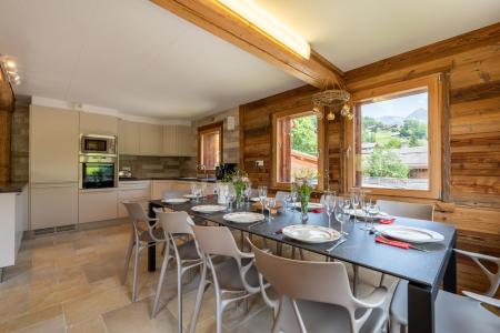 Wynajem na narty Apartament 4 pokojowy 10 osób - Quartz - Le Grand Bornand - Jadalnia