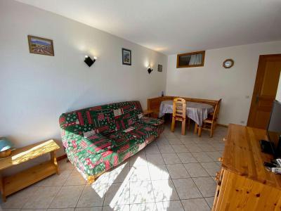 Rent in ski resort Studio cabin 6 people (014) - Résidence Alpina - Le Grand Bornand - Living room