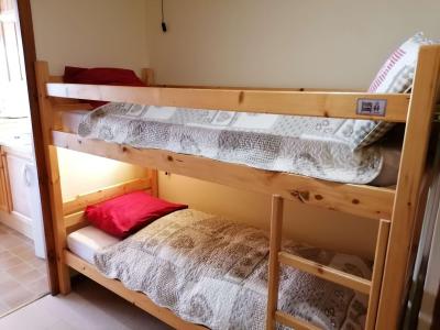 Rent in ski resort Studio sleeping corner 4 people (280-12) - Résidence Champel A - Le Grand Bornand - Apartment