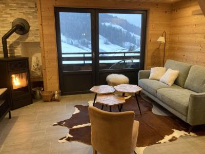 Rent in ski resort 2 room mezzanine apartment 4 people - Résidence Génévriers - Le Grand Bornand - Living room