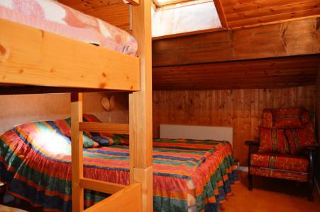 Ski verhuur Appartement 2 kamers 6 personen (524) - Résidence Jalouvre - Le Grand Bornand - Woonkamer