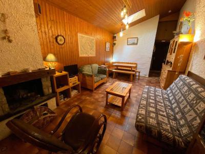 Rent in ski resort 2 room apartment 6 people (B-3Y) - Résidence l'Orée des Pistes - Le Grand Bornand - Living room