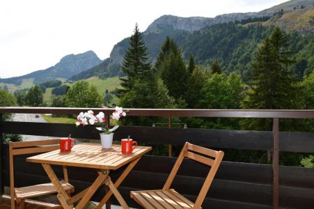 Rent in ski resort Studio sleeping corner 4 people - Résidence l'Orée des Pistes - Le Grand Bornand - Balcony