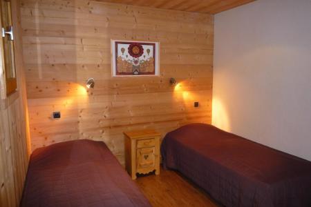 Rent in ski resort 3 room apartment 6 people (1683) - Résidence la Duche - Le Grand Bornand - Bedroom