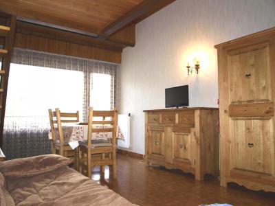 Rent in ski resort Studio mezzanine 4 people (0841) - Résidence la Forclaz - Le Grand Bornand - Living room