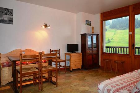Rent in ski resort 2 room apartment 5 people (2E) - Résidence la Vardase - Le Grand Bornand - Living room