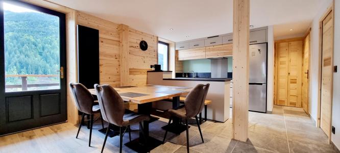 Skiverleih 5-Zimmer-Holzhütte für 9 Personen - Résidence Le Bellevue - Le Grand Bornand - Wohnzimmer