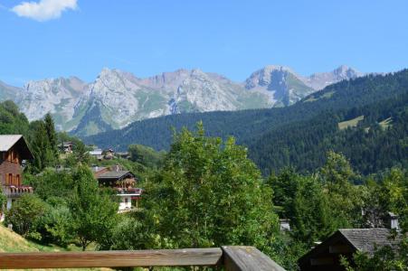 Rent in ski resort 3 room apartment 6 people (E) - Résidence le Caribou - Le Grand Bornand - Balcony