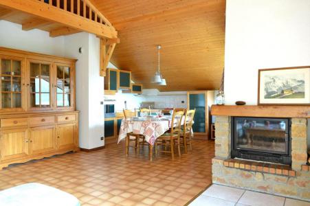 Rent in ski resort 3 room duplex apartment 7 people (A08) - Résidence le Catalpa - Le Grand Bornand - Living room