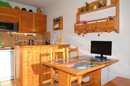 Location au ski Studio coin montagne 4 personnes (13) - Résidence le Millepertuis B - Le Grand Bornand - Kitchenette