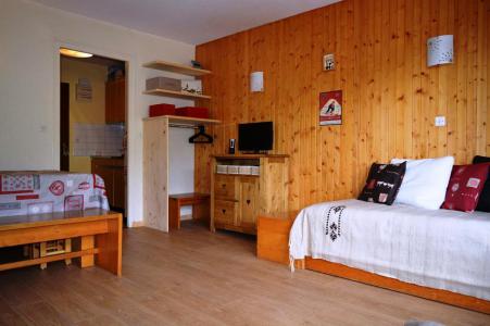 Rent in ski resort Studio 4 people (1B) - Résidence le Planay - Le Grand Bornand - Living room