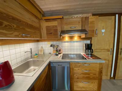 Ski verhuur Appartement 3 kamers 6 personen (850-10) - Résidence les Epinettes - Le Grand Bornand - Keukenblok