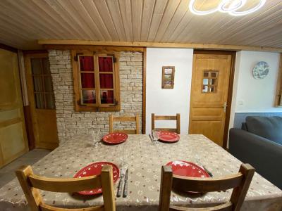 Ski verhuur Appartement 3 kamers 6 personen (850-10) - Résidence les Epinettes - Le Grand Bornand - Woonkamer