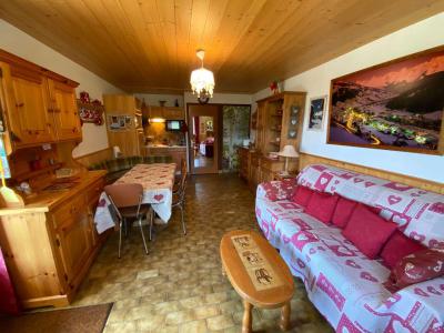 Ski verhuur Studio bergnis 4 personen (450-03) - Résidence les Flocons - Le Grand Bornand - Woonkamer