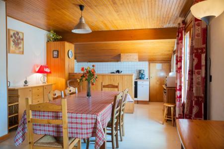 Ski verhuur Appartement 5 kamers 8 personen - Résidence les Tilleuls - Le Grand Bornand - Woonkamer