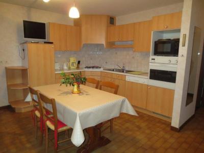 Wynajem na narty Apartament 3 pokojowy 4 osób - Résidence Makalu - Le Grand Bornand - Kuchnia