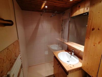 Rent in ski resort 2 room mezzanine apartment 7 people (2F) - Résidence Piste Rouge A - Le Grand Bornand