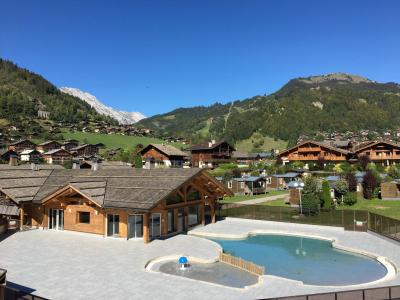 Location au ski Snowbaur - Le Grand Bornand - Piscine