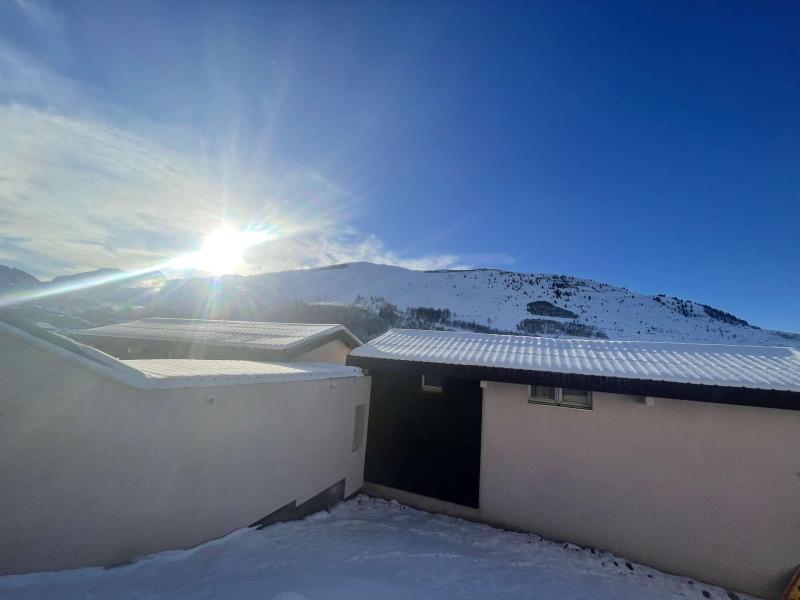 Rent in ski resort 2 room apartment sleeping corner 4 people (1129) - Arc en Ciel B - Les 2 Alpes - Winter outside
