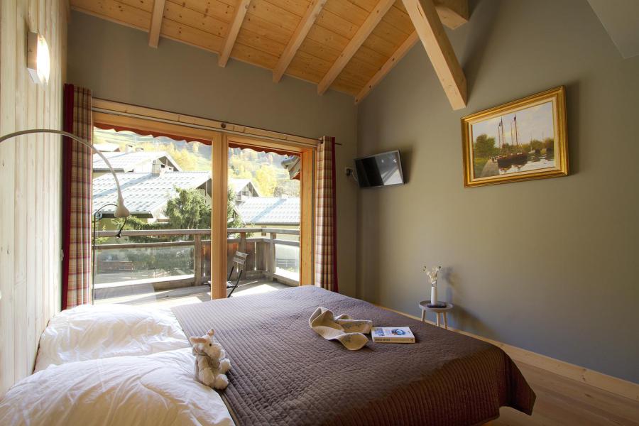 Rent in ski resort 5 room chalet 12 people - Chalet Gilda - Les 2 Alpes - Bedroom under mansard