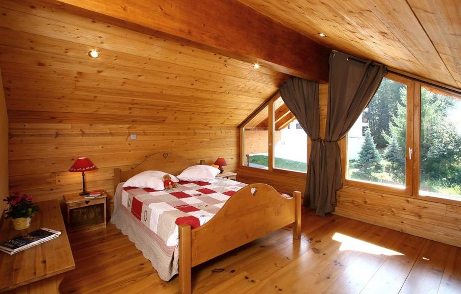 Location au ski Chalet Harmonie - Les 2 Alpes - Chambre mansardée