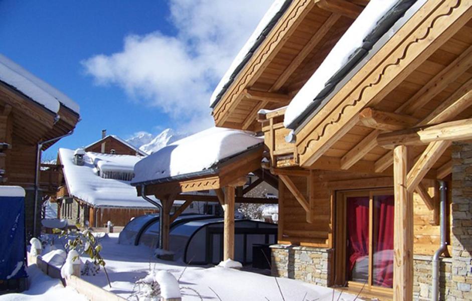 Location au ski Chalet Le Loup Lodge - Les 2 Alpes - Extérieur hiver