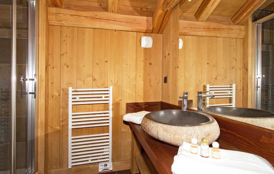Location au ski Chalet Le Loup Lodge - Les 2 Alpes - Salle d'eau