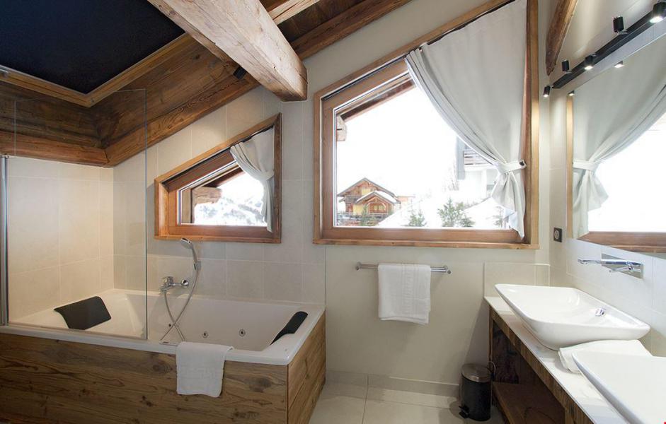 Rent in ski resort Chalet le Lys - Les 2 Alpes - Bath-tub
