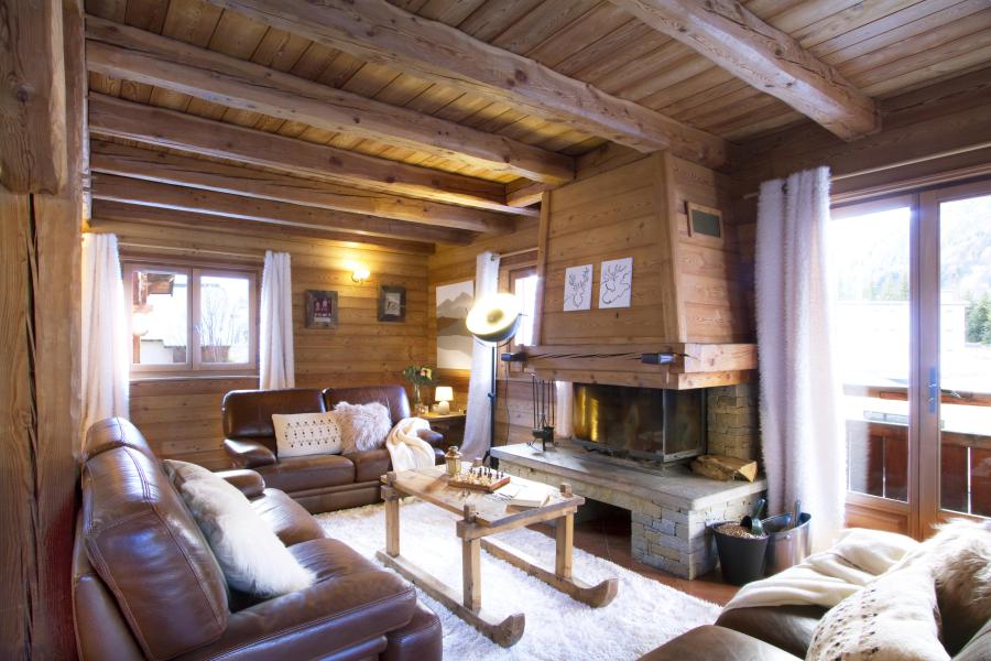 Rent in ski resort 10 room triplex chalet 15 people (Chartreuse) - Chalets Chartreuse et Alexandre - Les 2 Alpes - Fireplace
