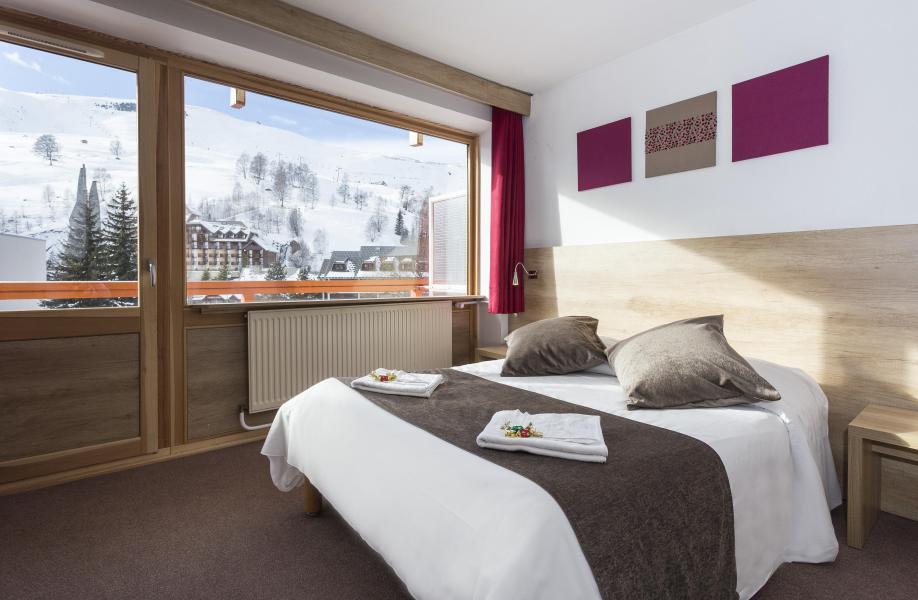 Аренда на лыжном курорте Hôtel Club MMV le Panorama - Les 2 Alpes - Двухспальная кровать