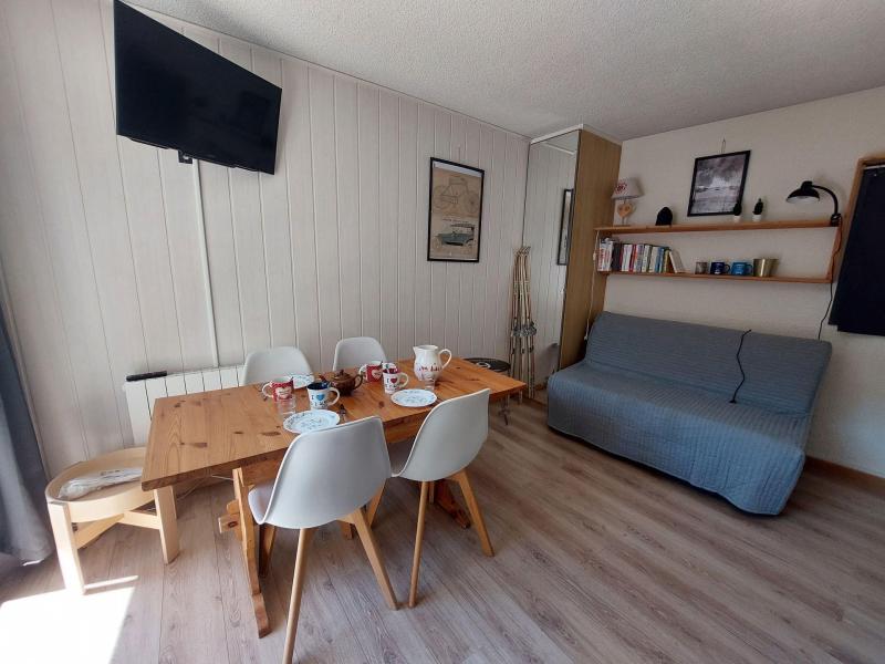 Rent in ski resort 2 room apartment 4 people (N3) - La Résidence le Montana 2 - Les 2 Alpes - Apartment
