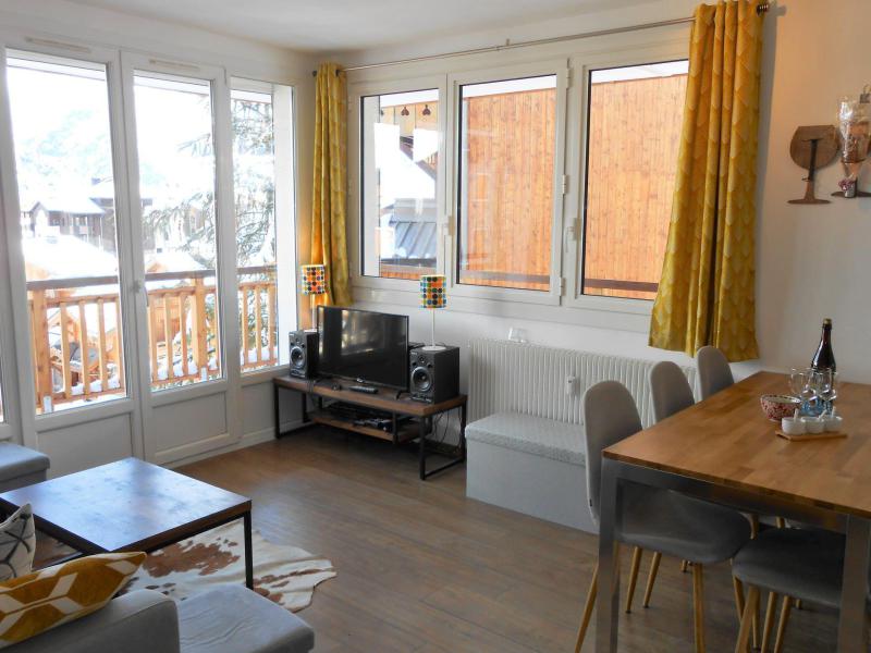 Rent in ski resort 3 room apartment 6 people - La Résidence le Rochail - Les 2 Alpes - Living room