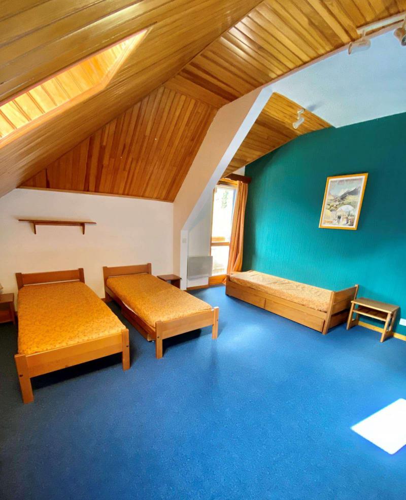 Location au ski Appartement 5 pièces 9 personnes (363) - La résidence le Soleil - Les 2 Alpes - Cabine mansardée