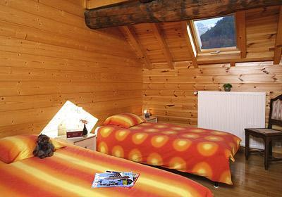 Location au ski Maison Montagnarde Les Copains - Les 2 Alpes - Chambre mansardée