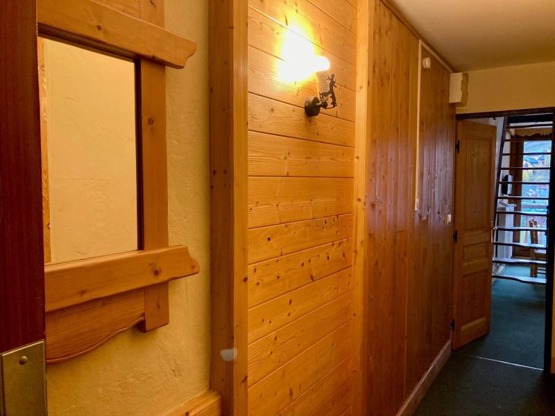 Rent in ski resort 1 room mezzanine apartment 6 people (707) - Meijotel - Les 2 Alpes - Corridor