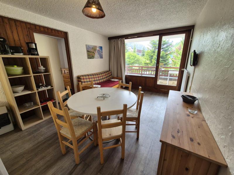 Rent in ski resort 2 room apartment sleeping corner 6 people (104) - Meijotel - Les 2 Alpes - Living room