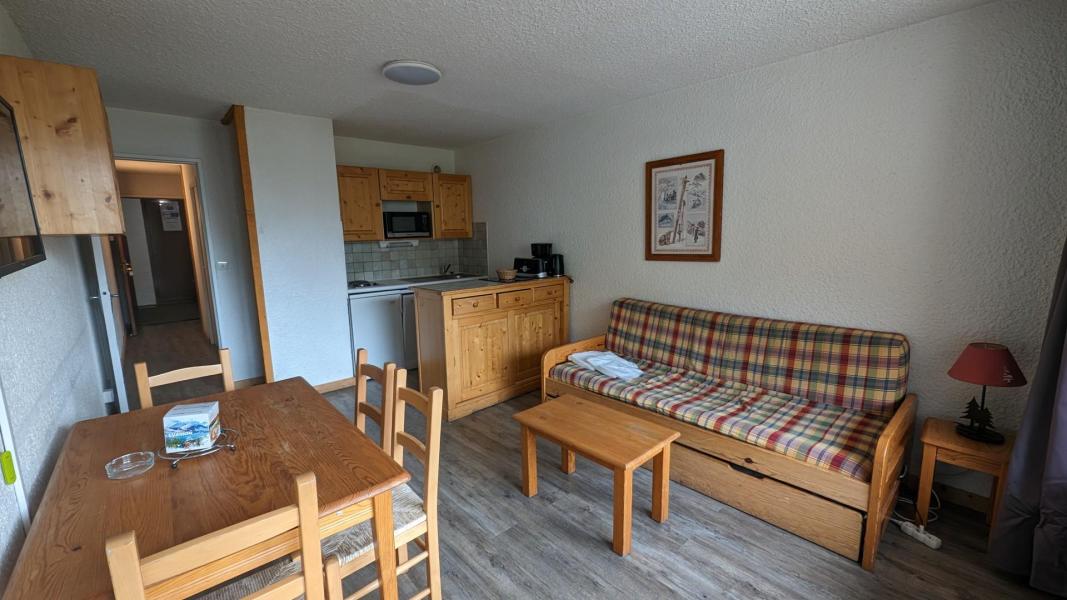 Rent in ski resort Studio sleeping corner 4 people (406) - Meijotel - Les 2 Alpes - Living room