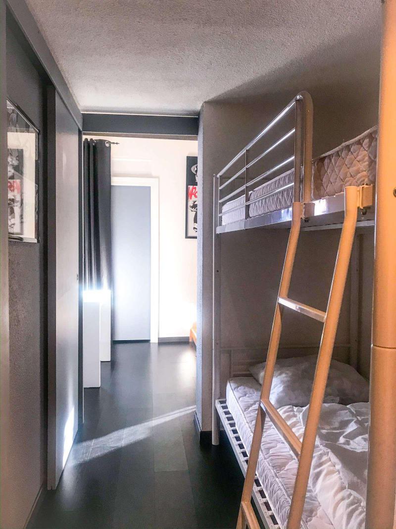 Rent in ski resort 2 room apartment sleeping corner 4 people (272) - Résidence Arc en Ciel - Les 2 Alpes
