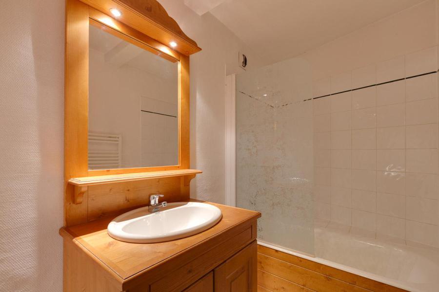 Rent in ski resort Résidence Cabourg - Les 2 Alpes - Bathroom