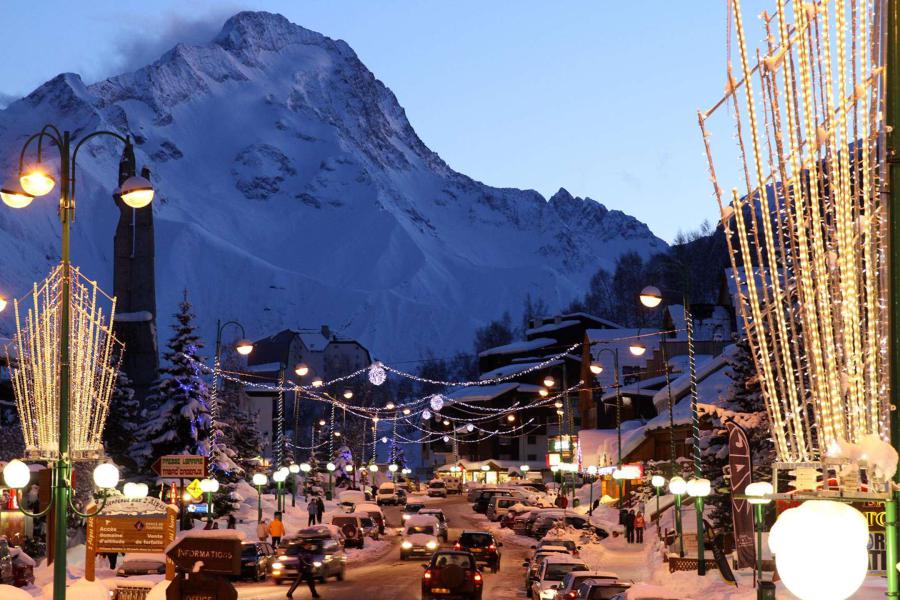 Vakantie in de bergen Studio bergnis 6 personen (775) - Résidence Champagne - Les 2 Alpes - Buiten winter