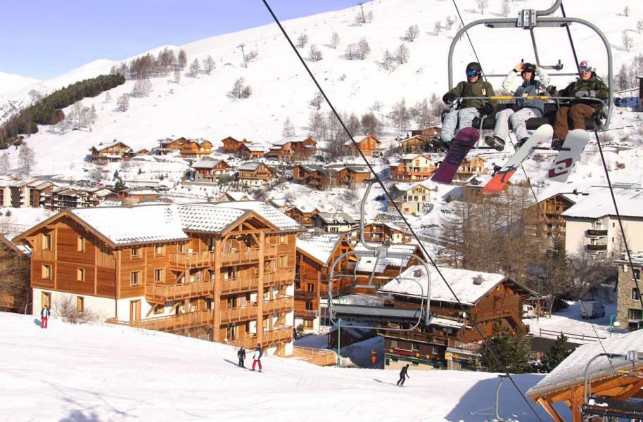 Vacances en montagne Résidence l'Alba - Les 2 Alpes - Extérieur hiver