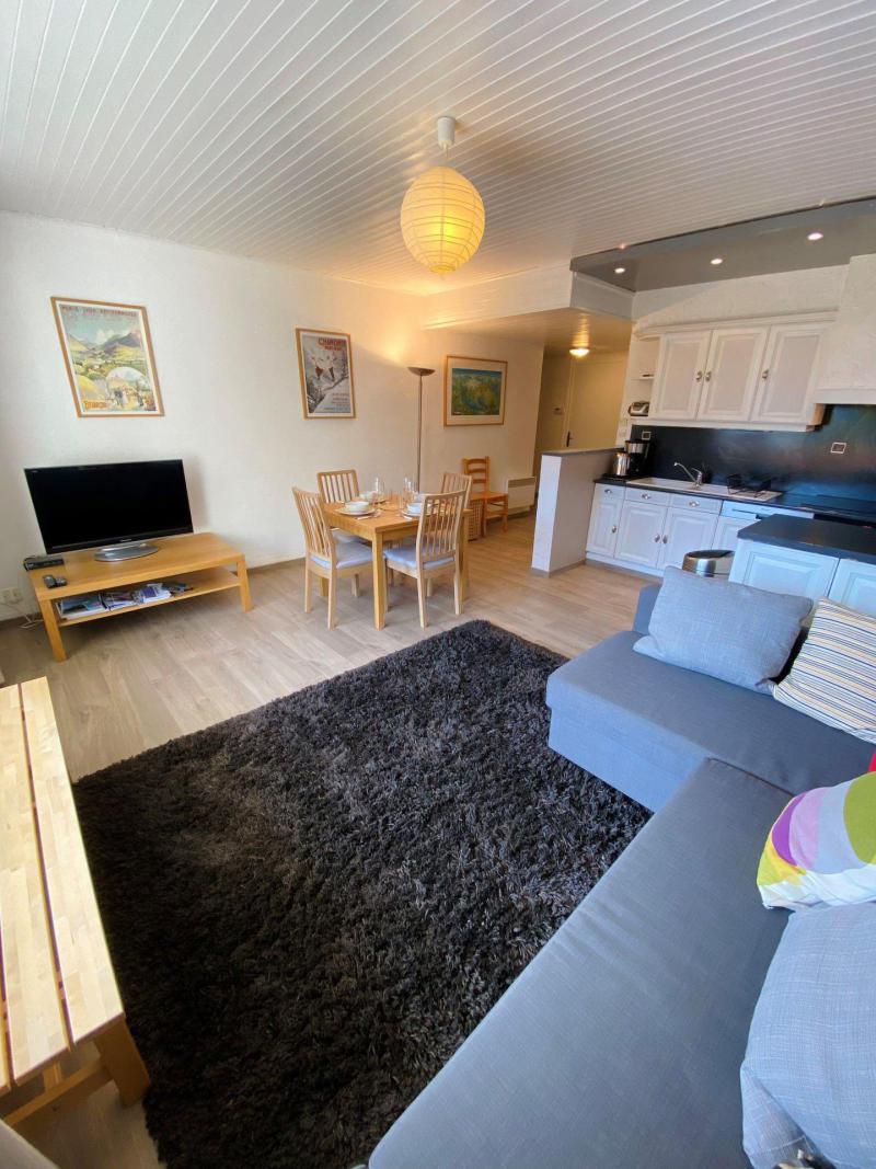 Rent in ski resort 3 room apartment 6 people (8) - Résidence l'Ecureuil A - Les 2 Alpes - Living room
